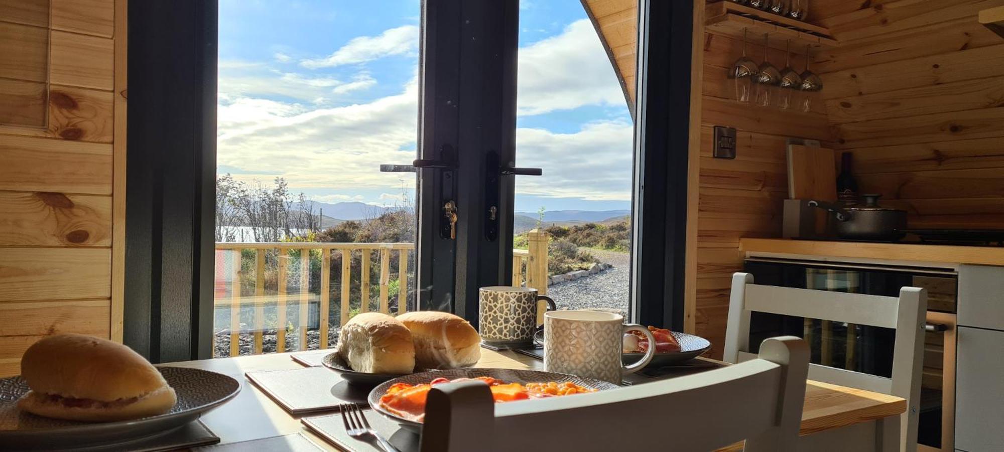 Loch Ewe Luxury Pods * Mellon Charles